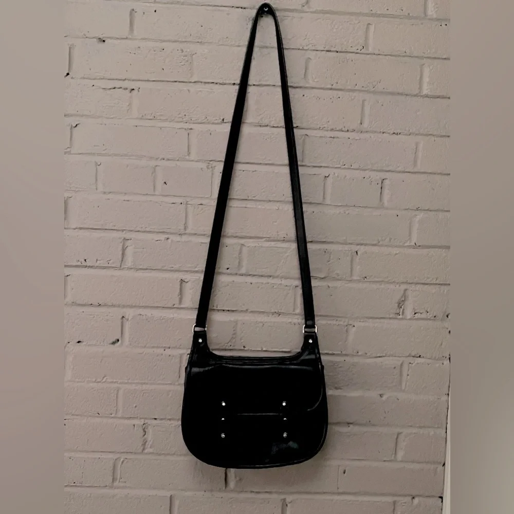 Madden Girl Black crossbody bag